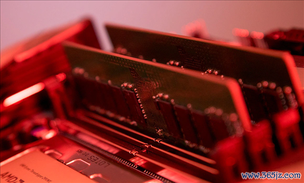 旧年7月买1600元现已涨至7800元!DDR5内存一年涨幅419%